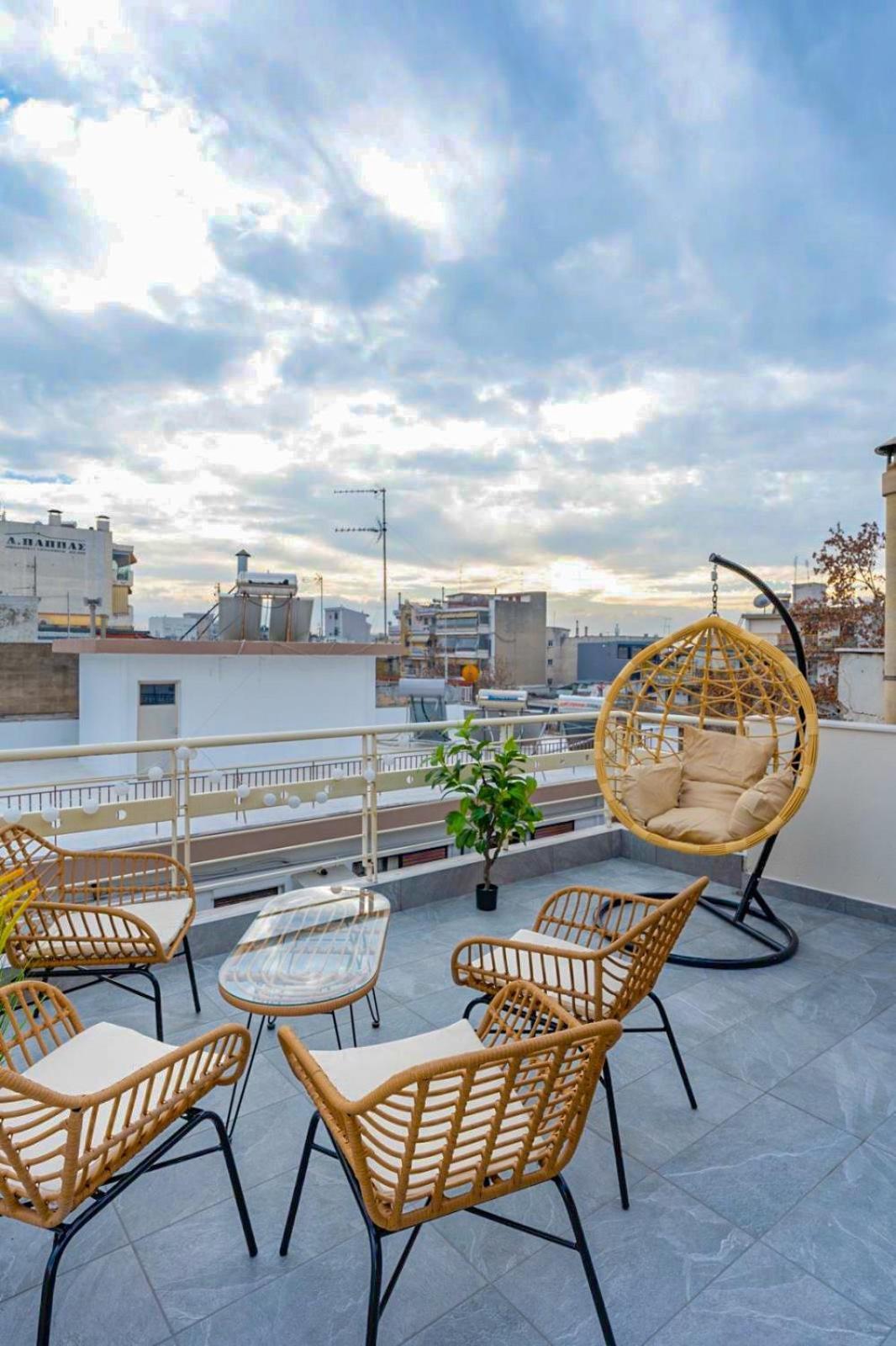 Pomegranate Luxury Penthouse Maisonette With Beautiful Terrace & Free Parking By Binobi ! Tessalónica Exterior foto